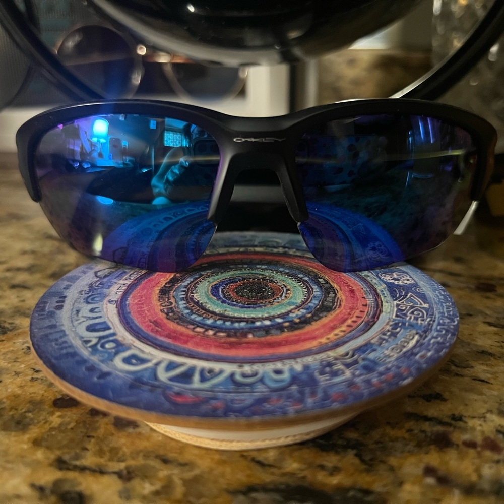 Oakley Men's Sunglasses - Black Frame with Blue Lenses NWT